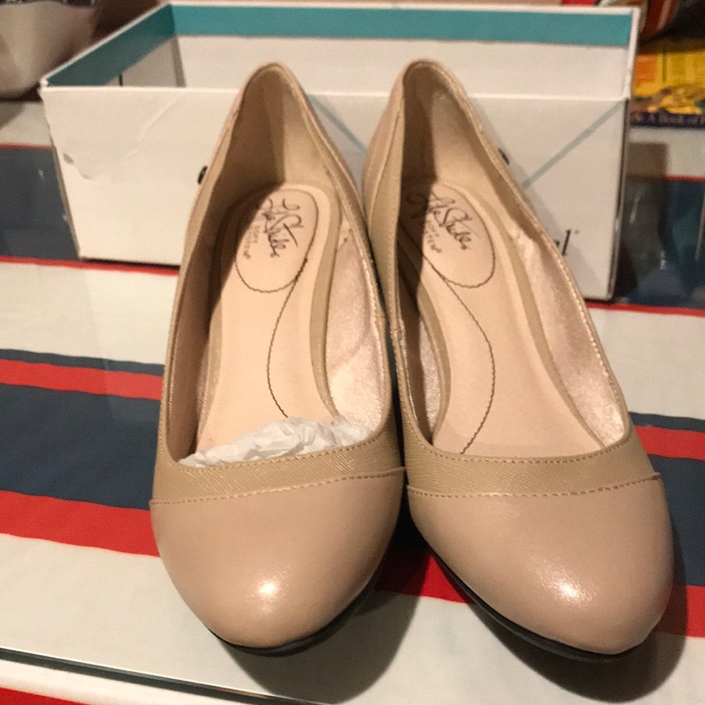 Women’s shoes